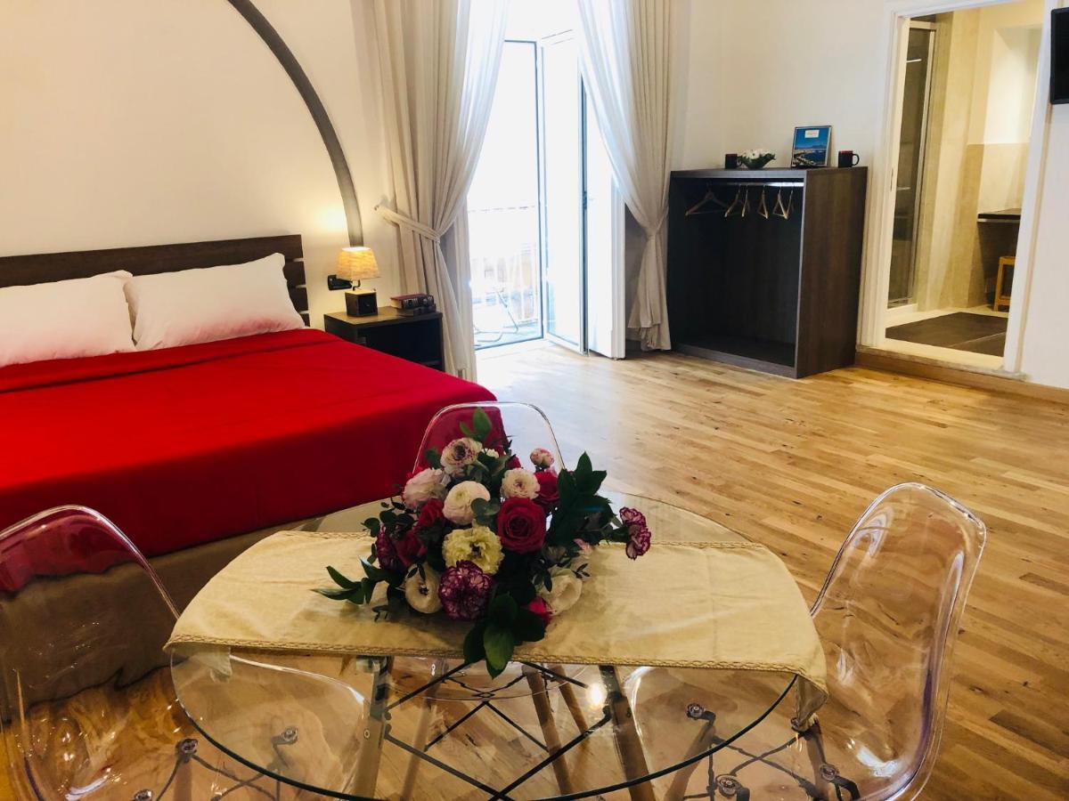 Domus Studio 25 Bed & Breakfast Napoli Dış mekan fotoğraf