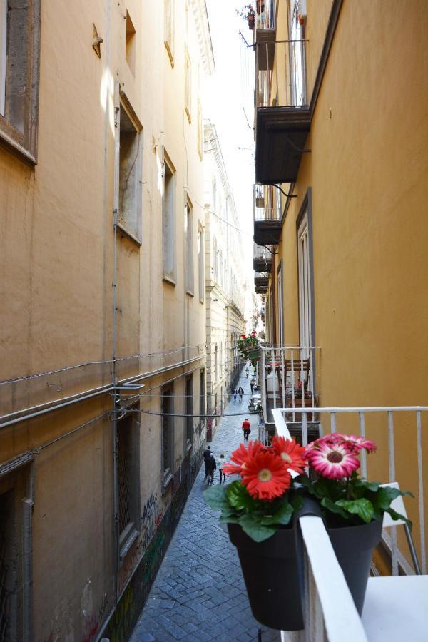 Domus Studio 25 Bed & Breakfast Napoli Dış mekan fotoğraf