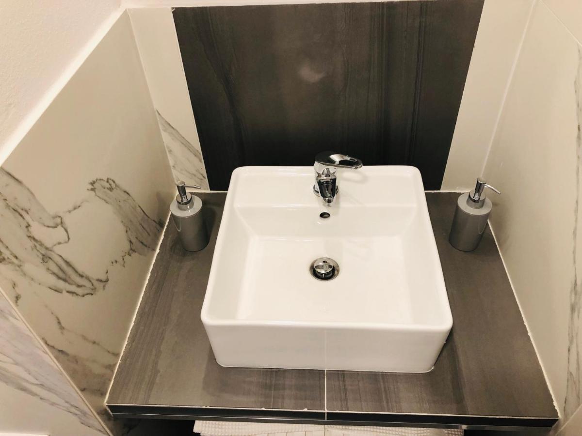 Domus Studio 25 Bed & Breakfast Napoli Dış mekan fotoğraf