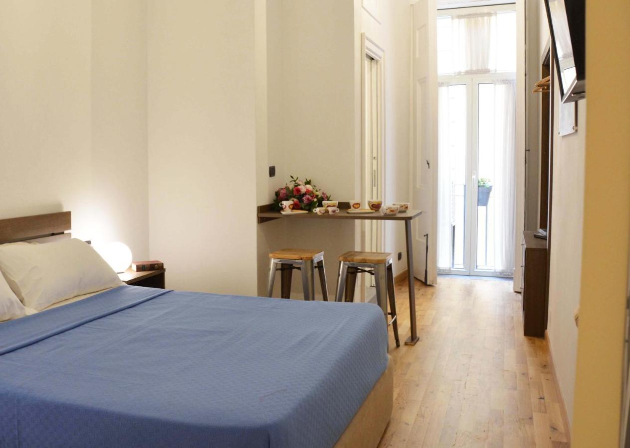 Domus Studio 25 Bed & Breakfast Napoli Dış mekan fotoğraf